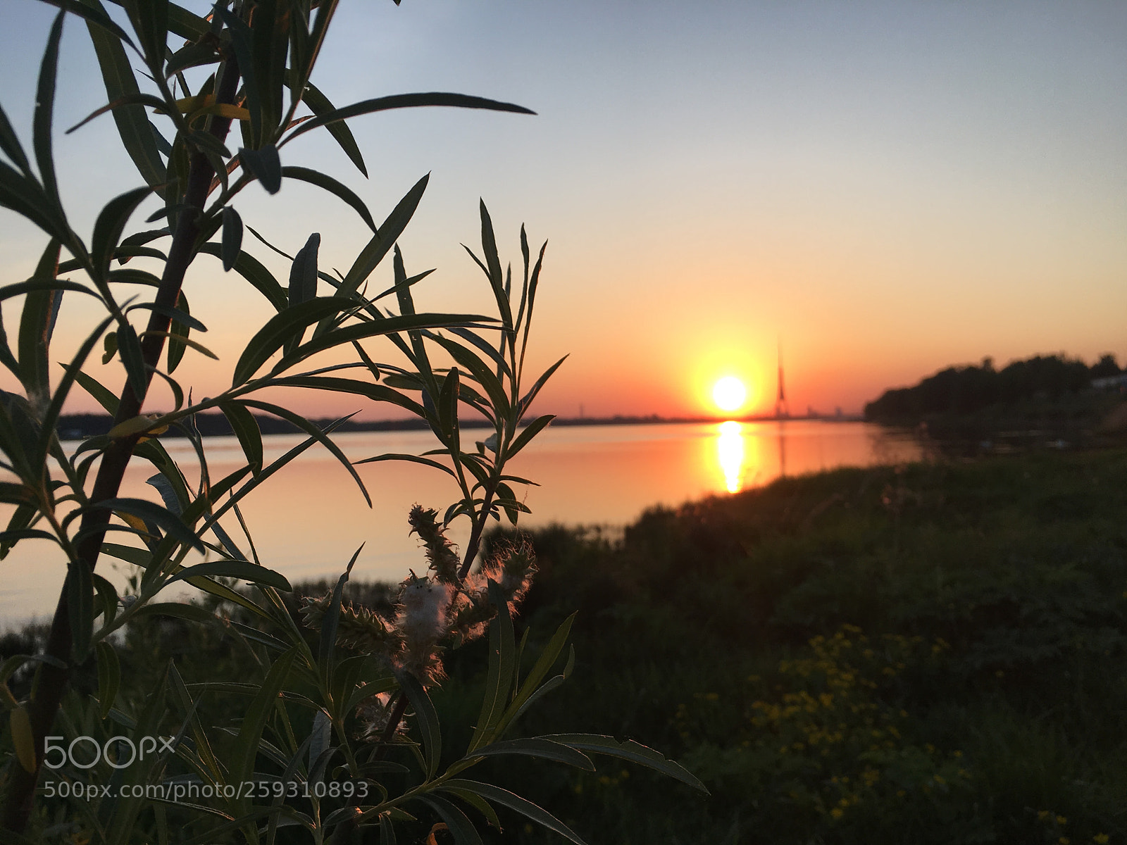 Apple iPhone 6s sample photo. Sunset in riga photography