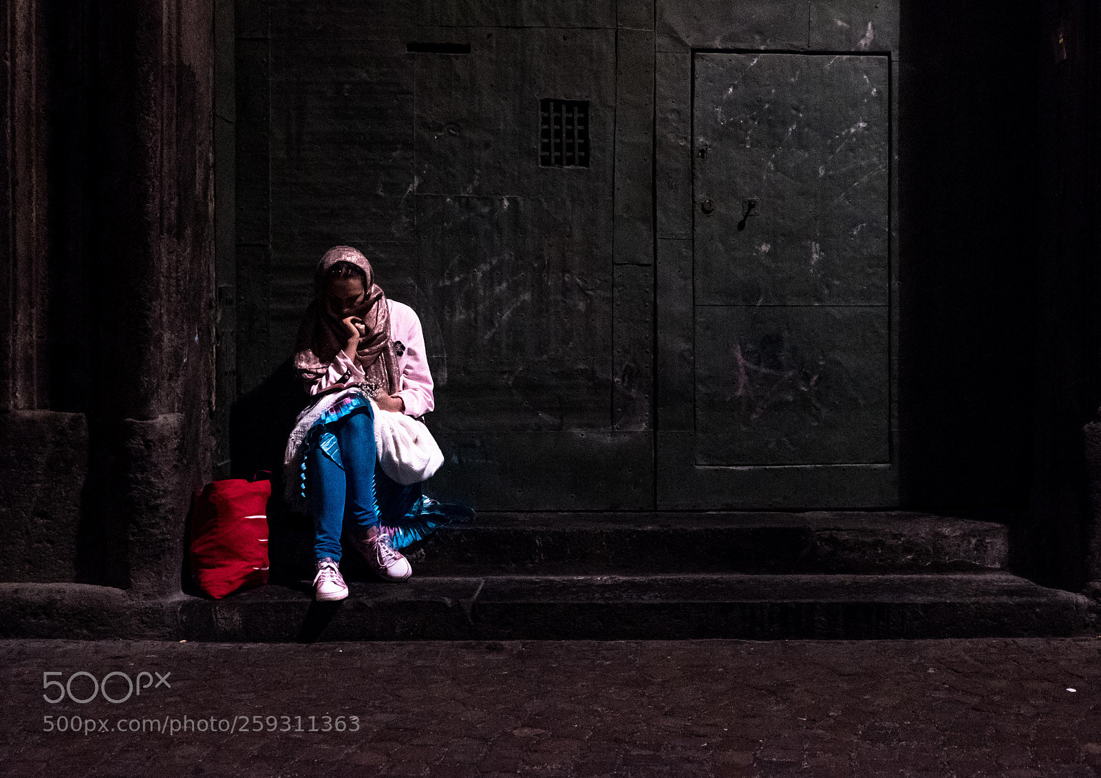 Fujifilm X-T20 sample photo. Into-street photography