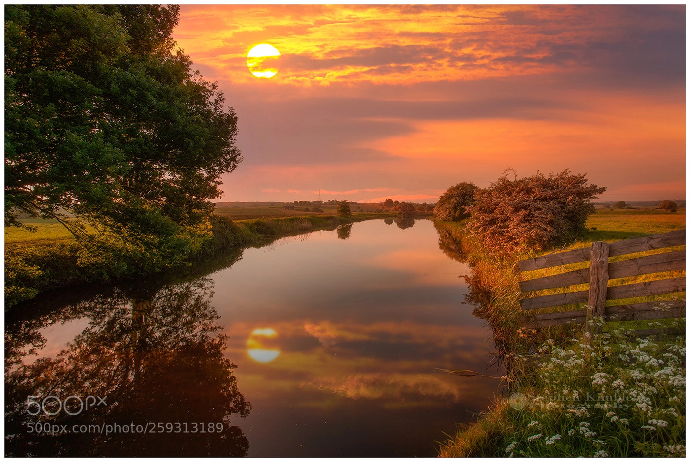 Canon EOS 5D Mark II sample photo. Sunset at pevensey levels photography