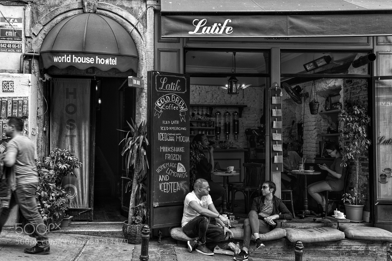 Nikon D750 sample photo. A coffee time photography
