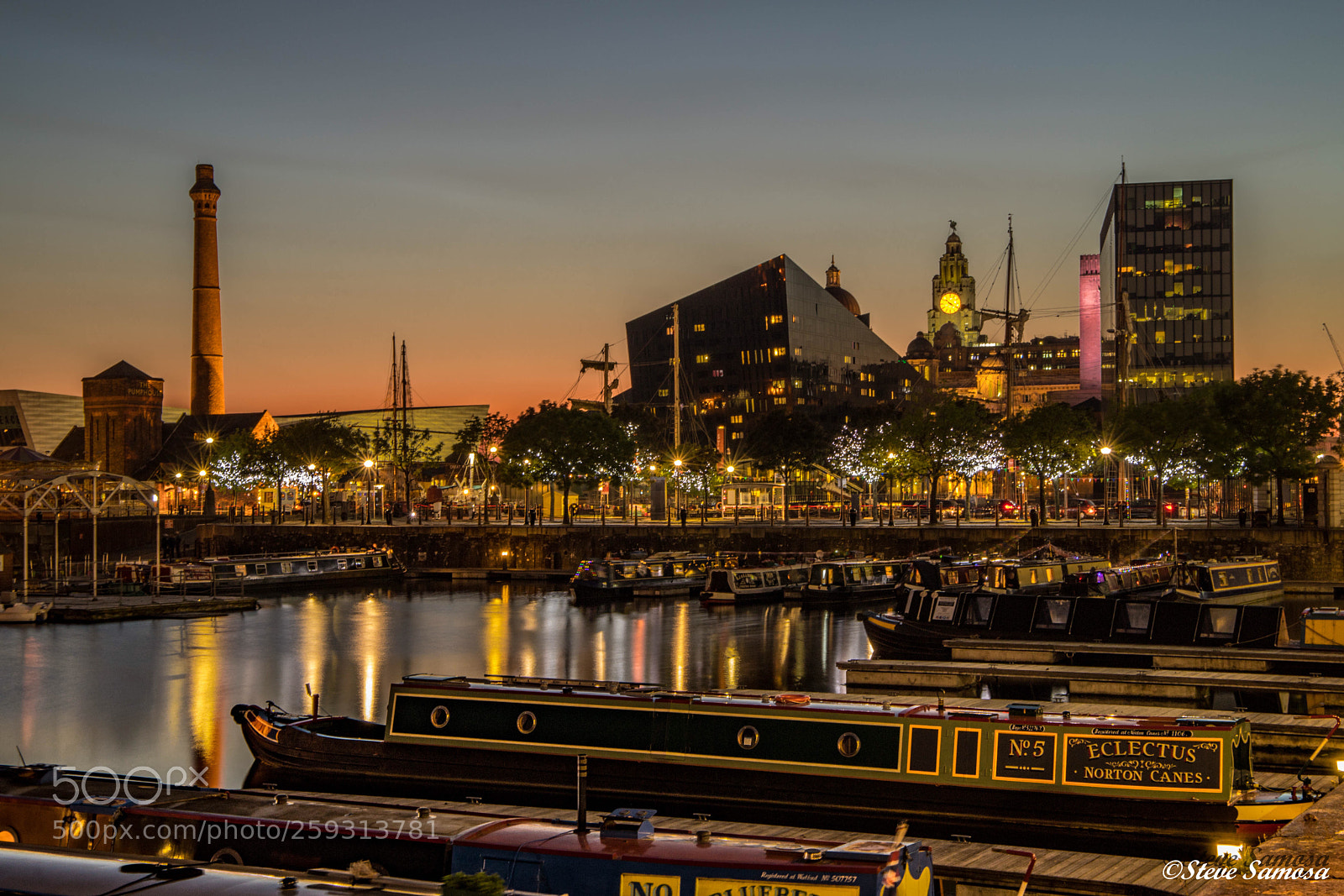 Canon EOS 6D Mark II sample photo. Salthouse dock liverpool  photography