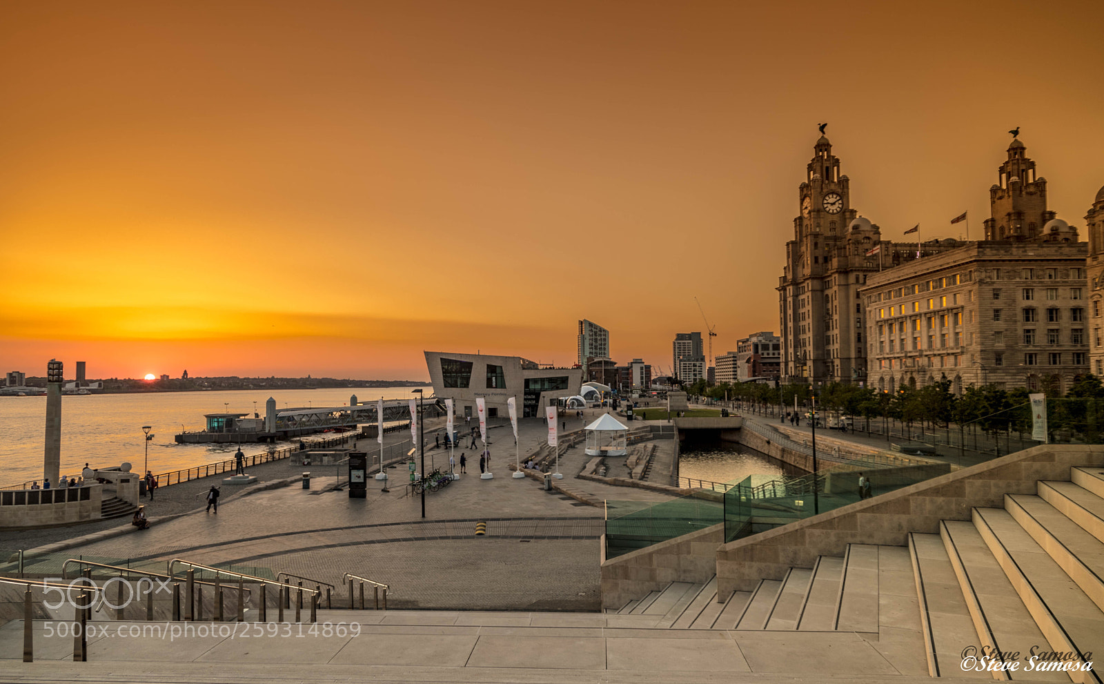 Canon EOS 6D Mark II sample photo. Liverpool sunset  photography