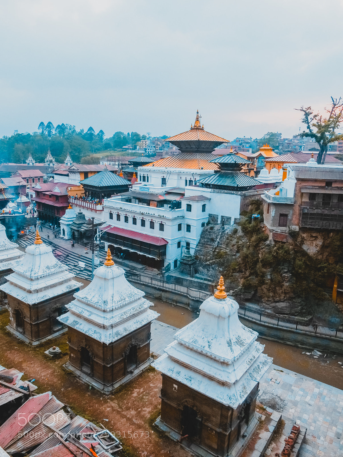 Panasonic Lumix DC-GH5 sample photo. Pashupatinath temple photography