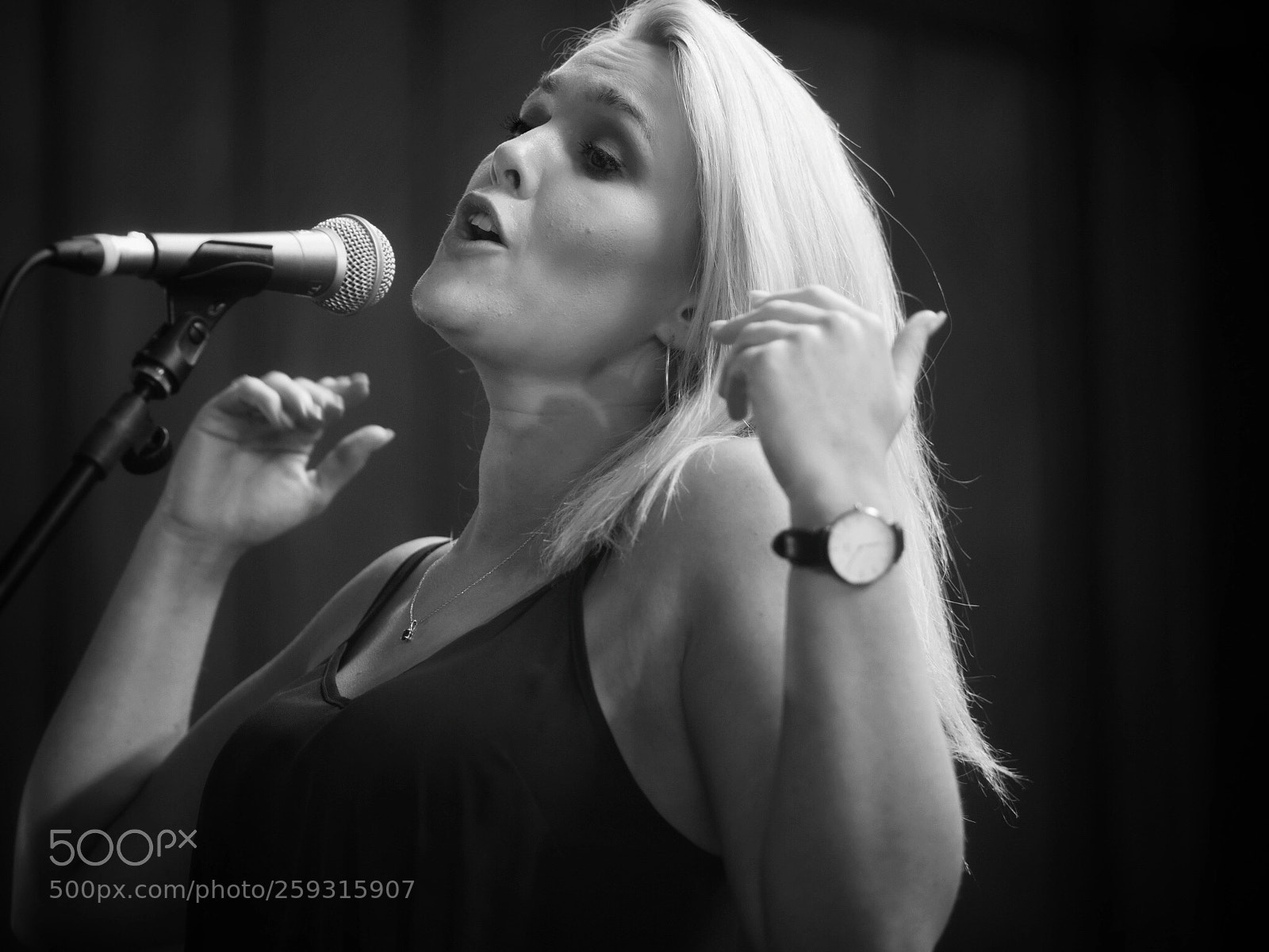 Olympus OM-D E-M1 Mark II sample photo. Tara wilcox photography