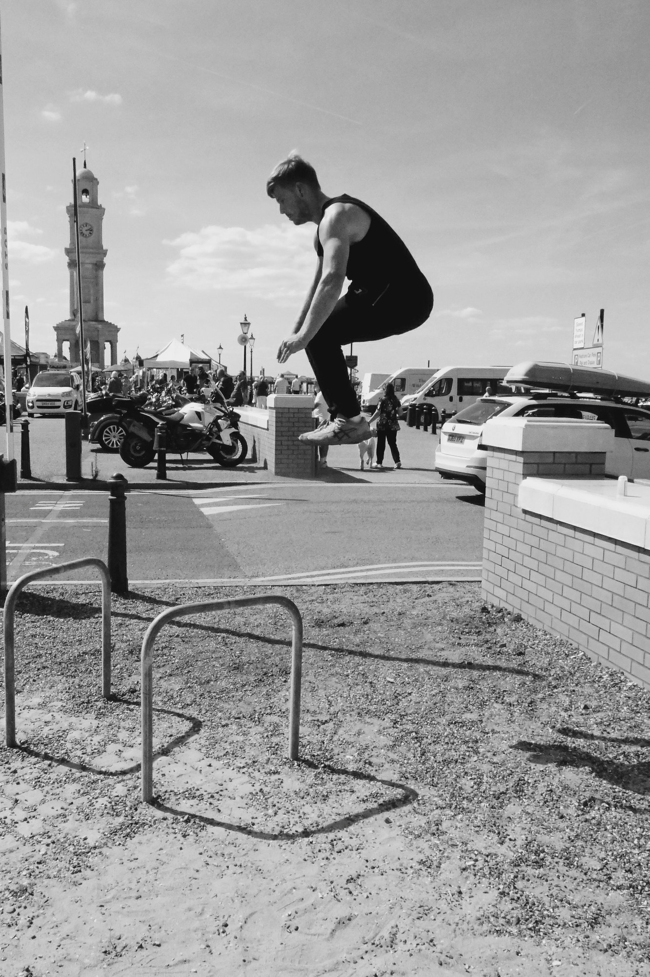 Fujifilm X20 sample photo. Levitation photography