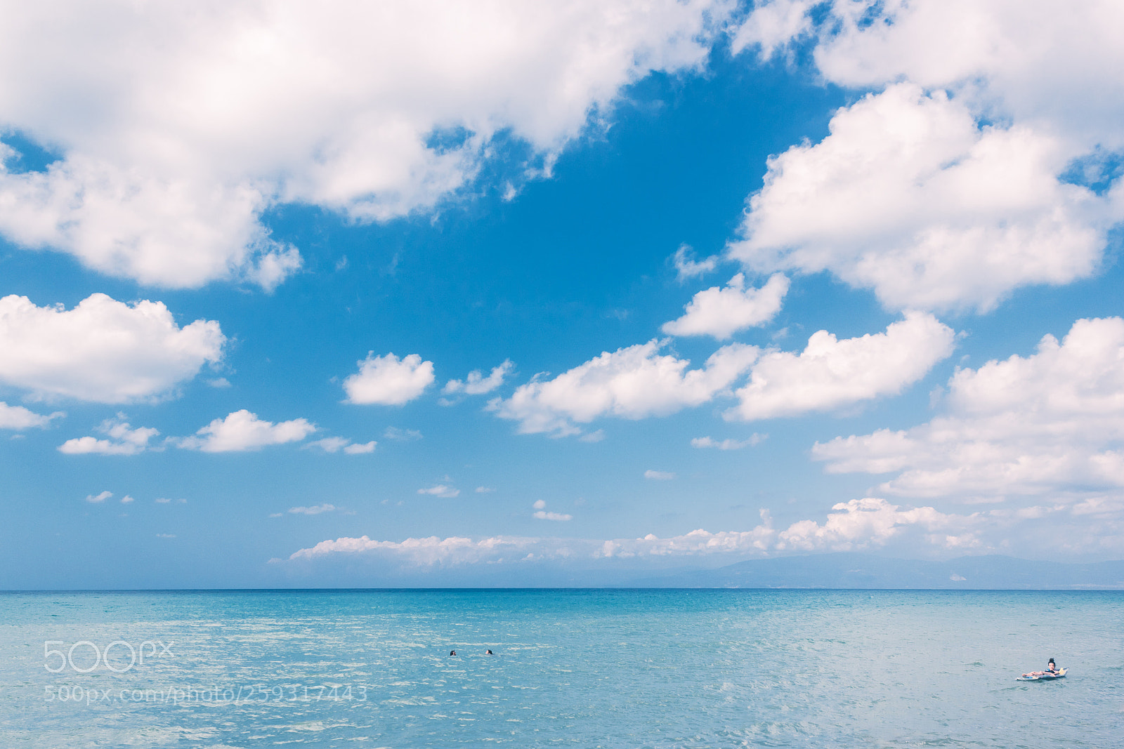 Canon EOS 1300D (EOS Rebel T6 / EOS Kiss X80) sample photo. Tropea beach photography