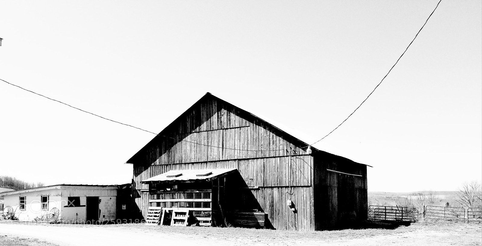 Samsung Galaxy S8 sample photo. Lonely barn photography