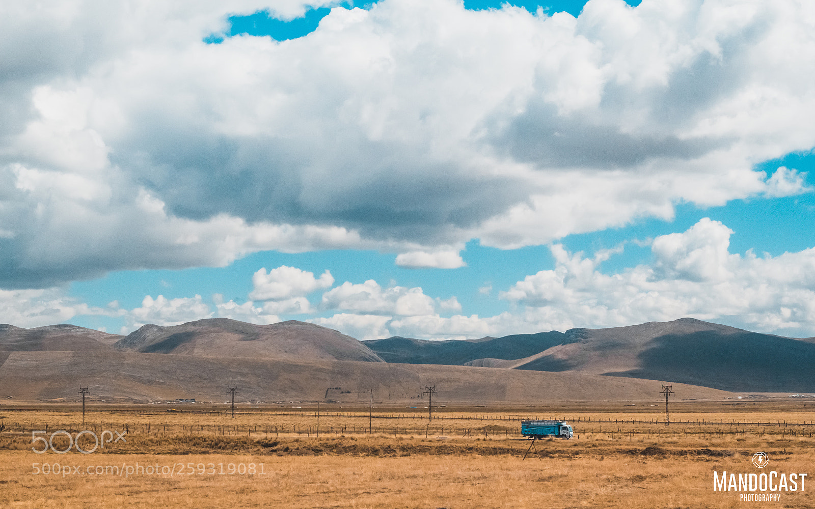 Canon EOS 60D sample photo. Peruvian tiny truck photography
