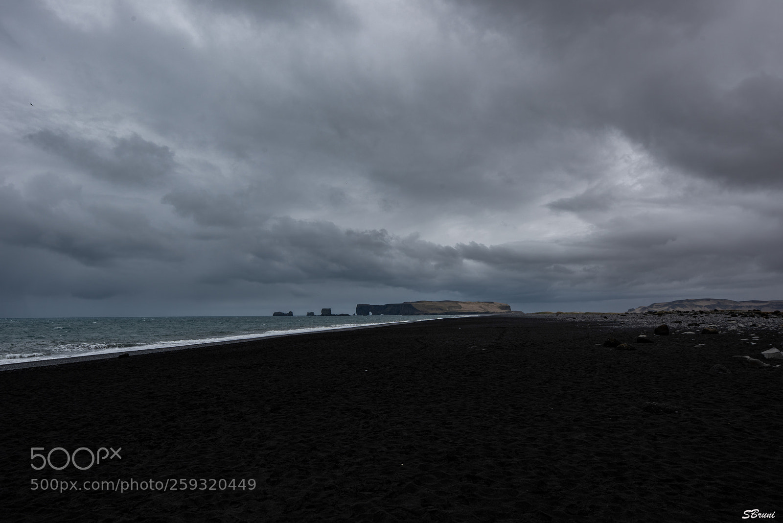 Nikon D810 sample photo. "reynisfjara beach" photography