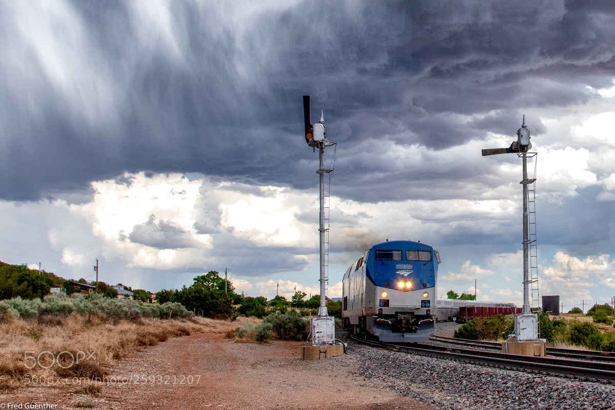 Nikon D810 sample photo. Eastbound southwest chief splits photography