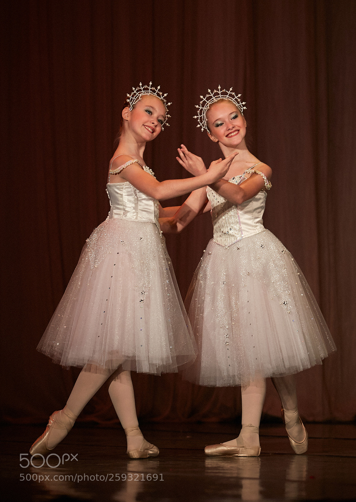 Canon EOS 6D sample photo. Dancing queens photography