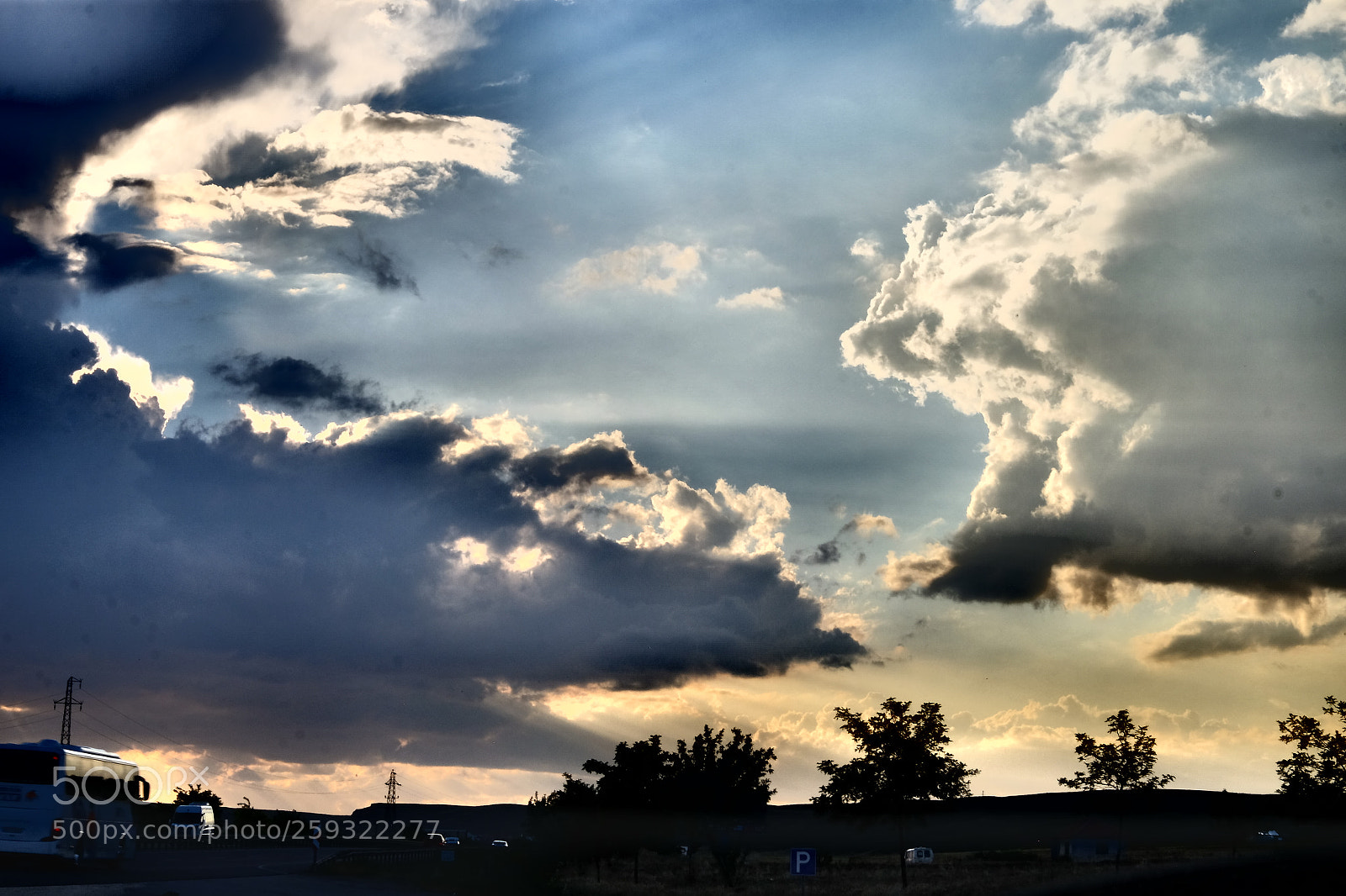 Fujifilm X-E2 sample photo. Clouds and the eagle's photography