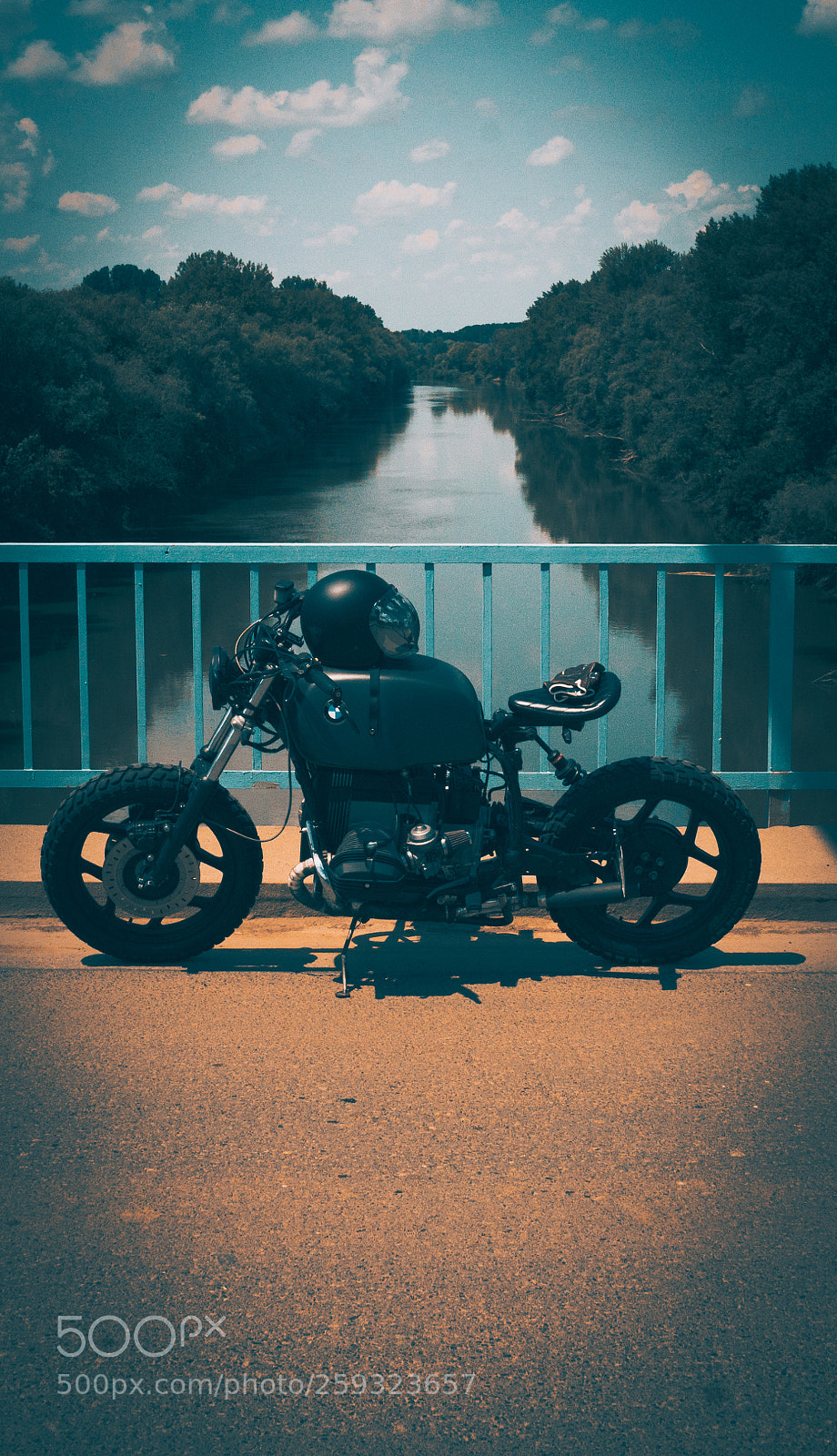 Sony a7R II sample photo. Cafe racer photography