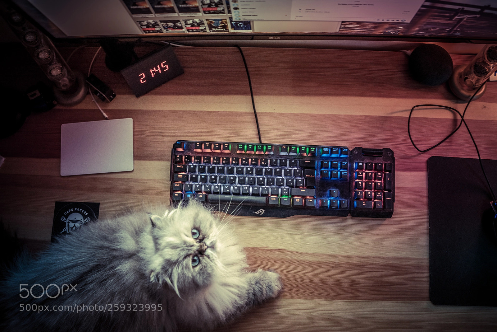 Sony a7R II sample photo. Working desk photography