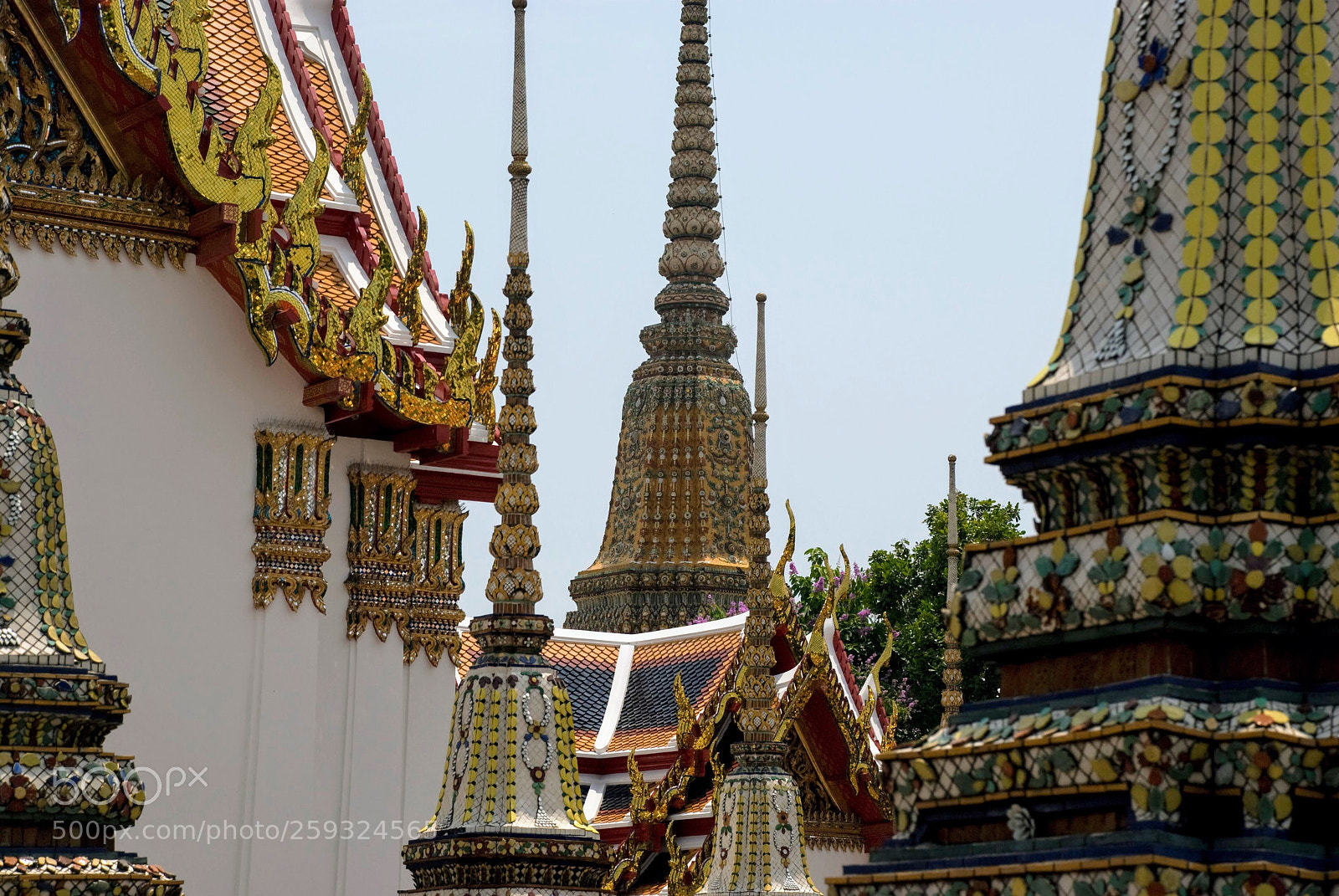 Nikon D80 sample photo. Wat pho, bangkok photography