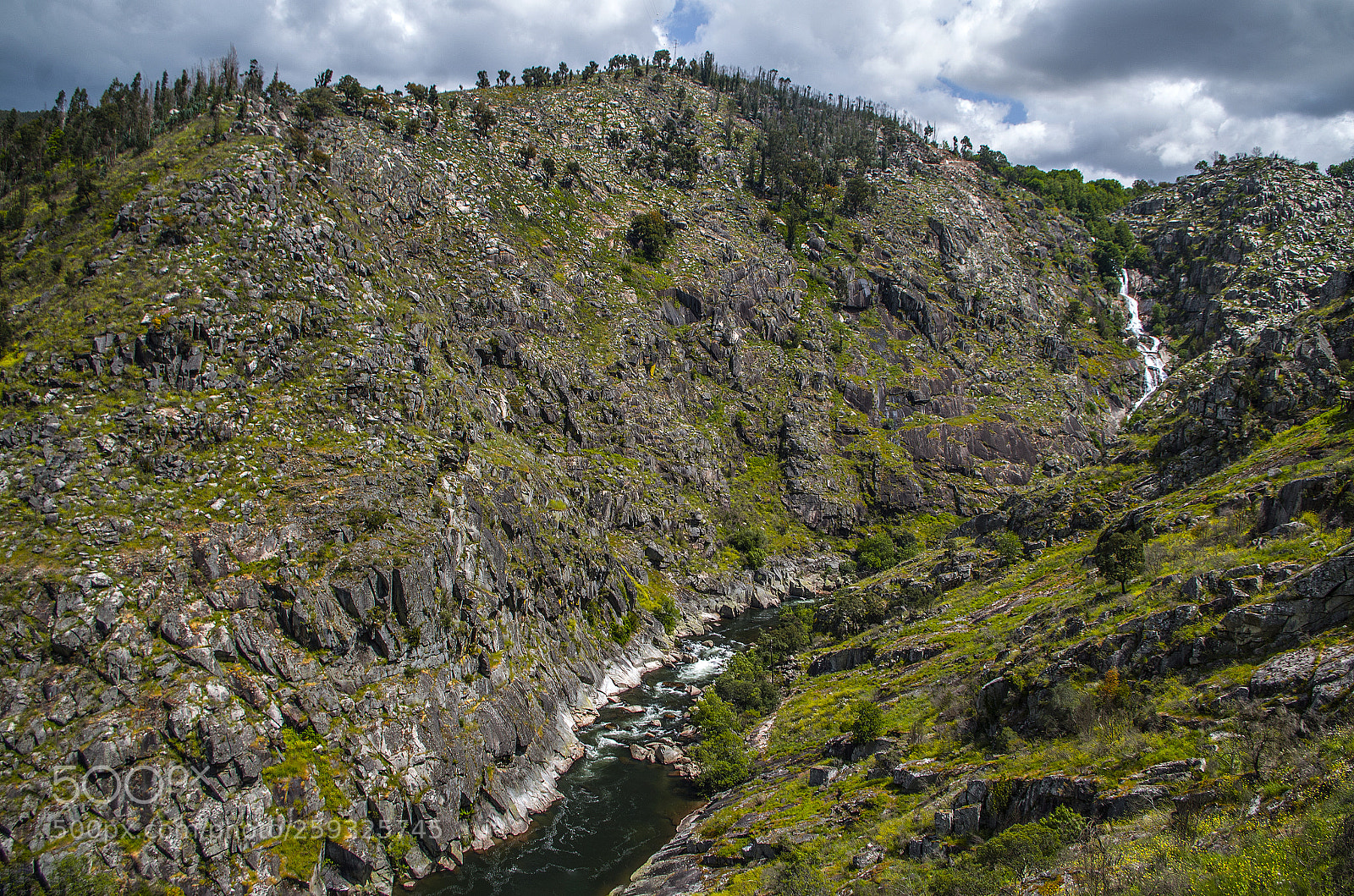 Pentax K-50 sample photo. The mountain photography
