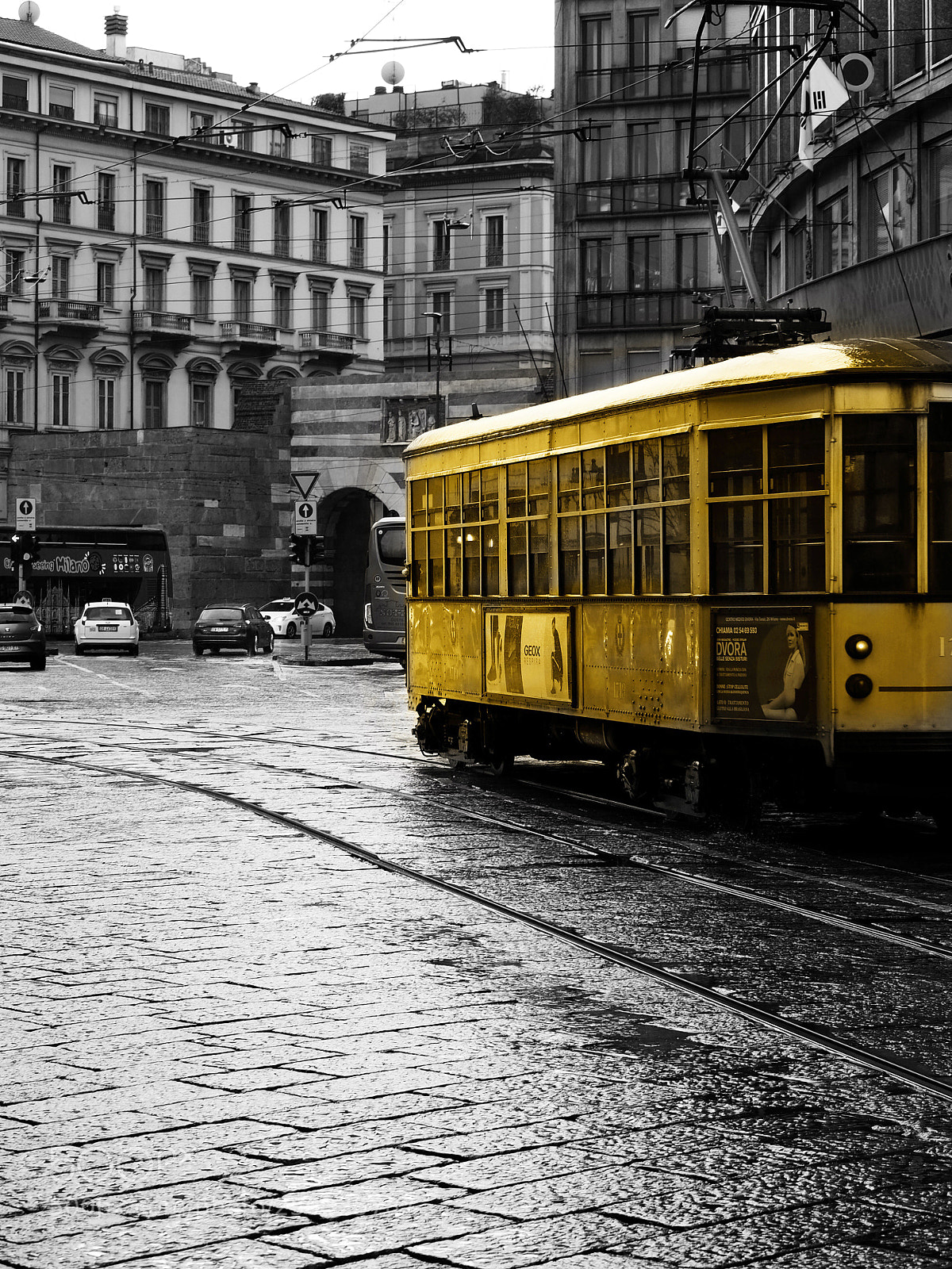 Olympus OM-D E-M10 II sample photo. Color in b&w photography