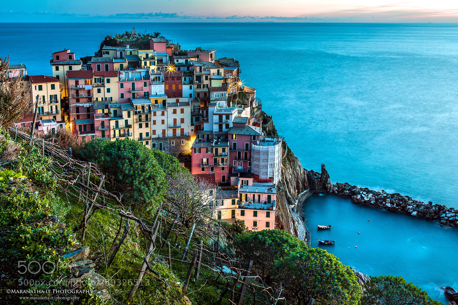 Canon EOS 6D Mark II sample photo. Manarola - cinque terre photography