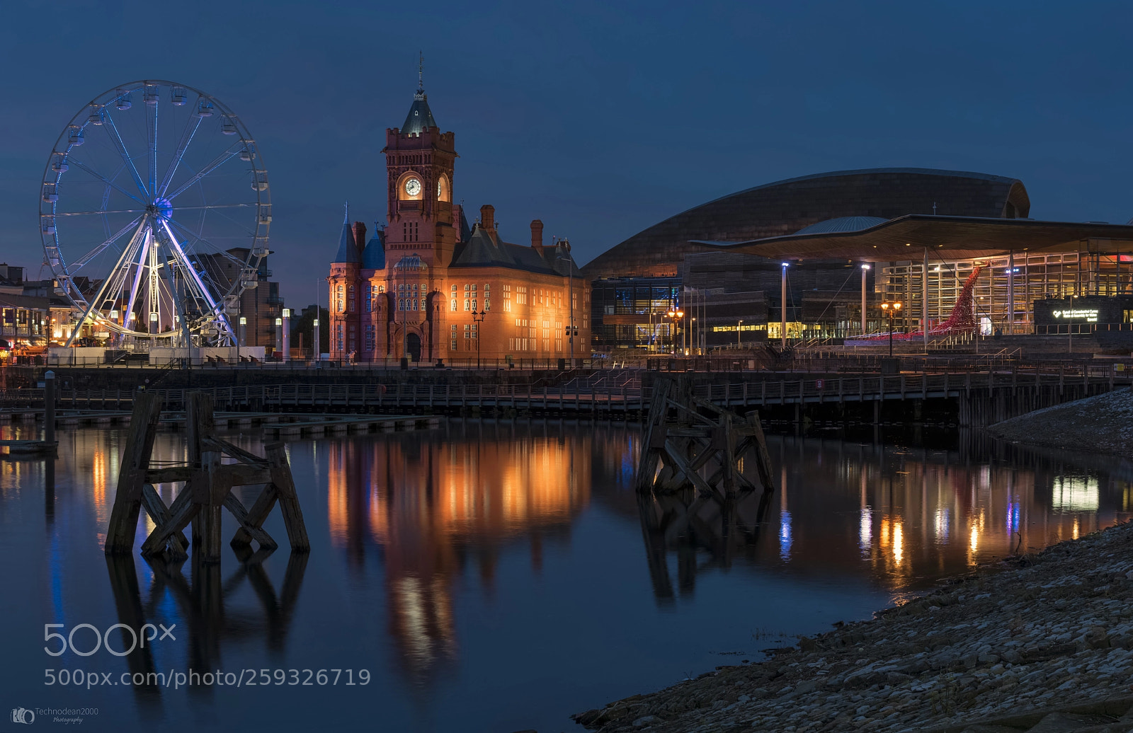 Nikon D810 sample photo. Cardiff bay night reflection photography