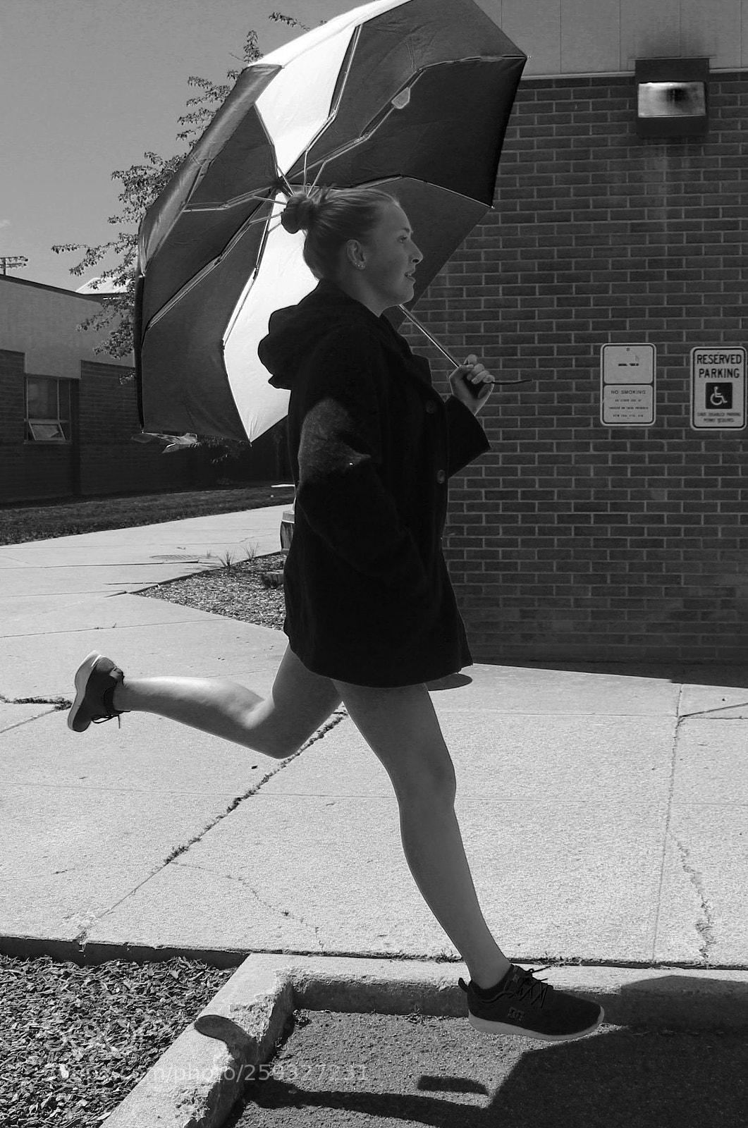 Canon EOS 1200D (EOS Rebel T5 / EOS Kiss X70 / EOS Hi) sample photo. Homage to richard avedon photography