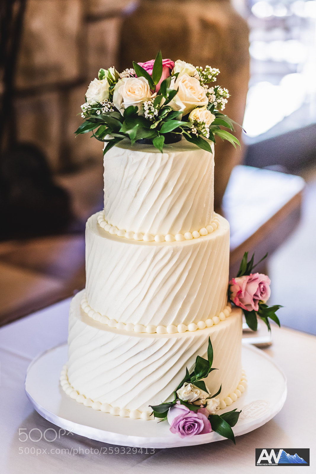 Canon EOS 5D Mark IV sample photo. The cake photography