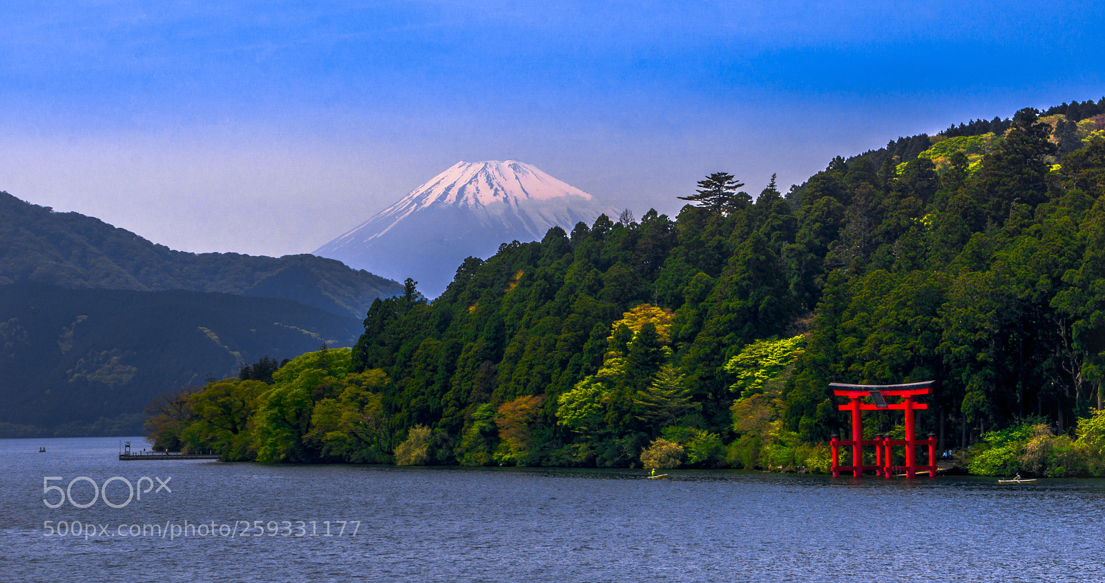 Sony a6000 sample photo. Lake ashi and mount photography