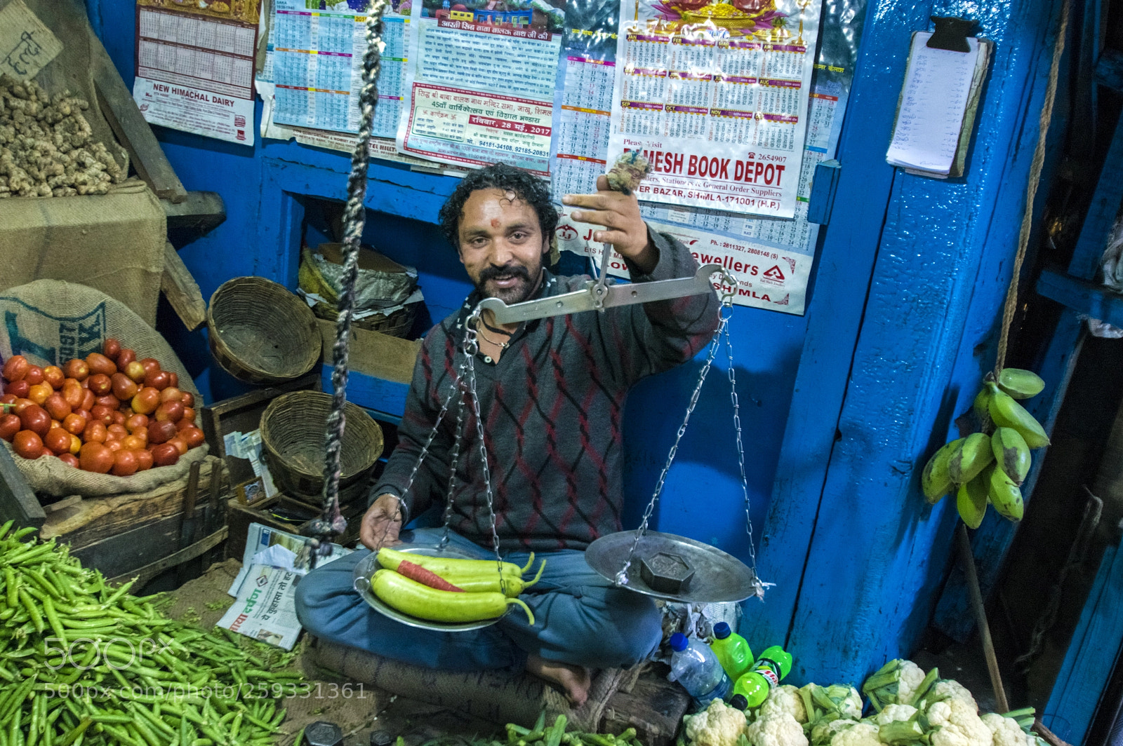 Pentax K-3 II sample photo. The market photography