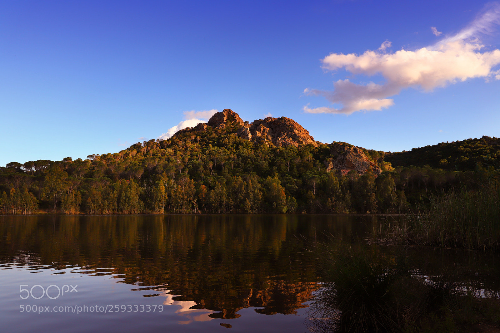 Canon EOS 6D Mark II sample photo. Lago del poggio photography