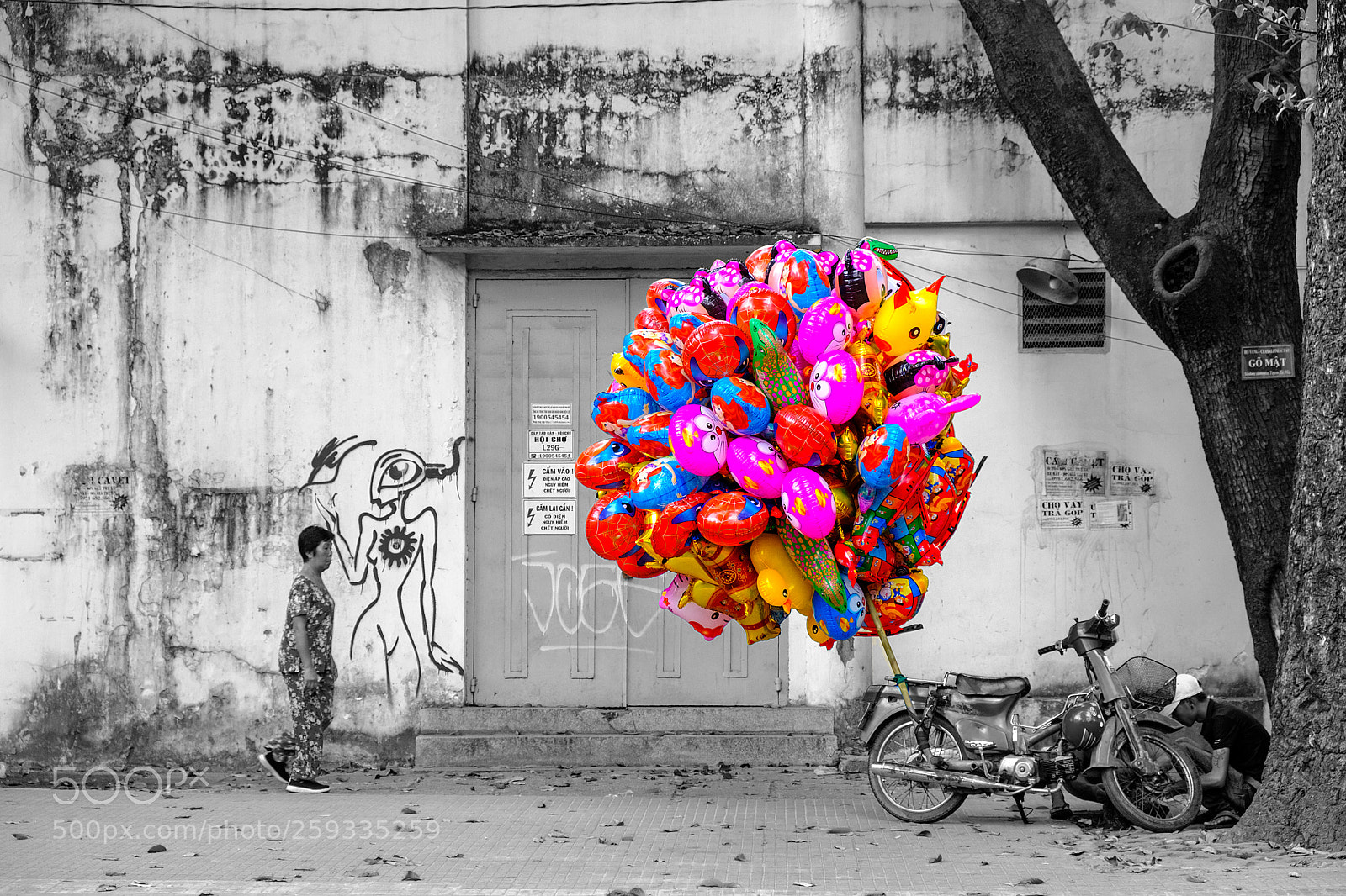 Fujifilm X-T2 sample photo. Streets of saigon photography