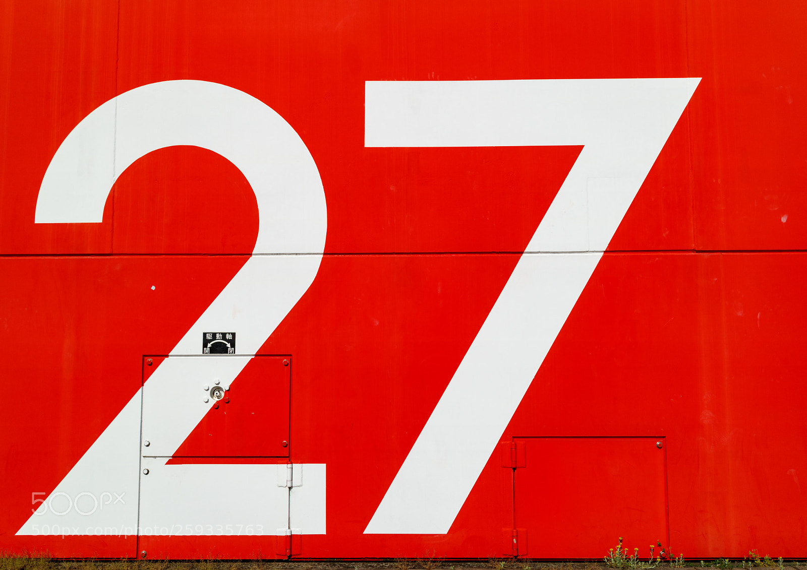 Canon EOS M3 sample photo. The door "27" photography