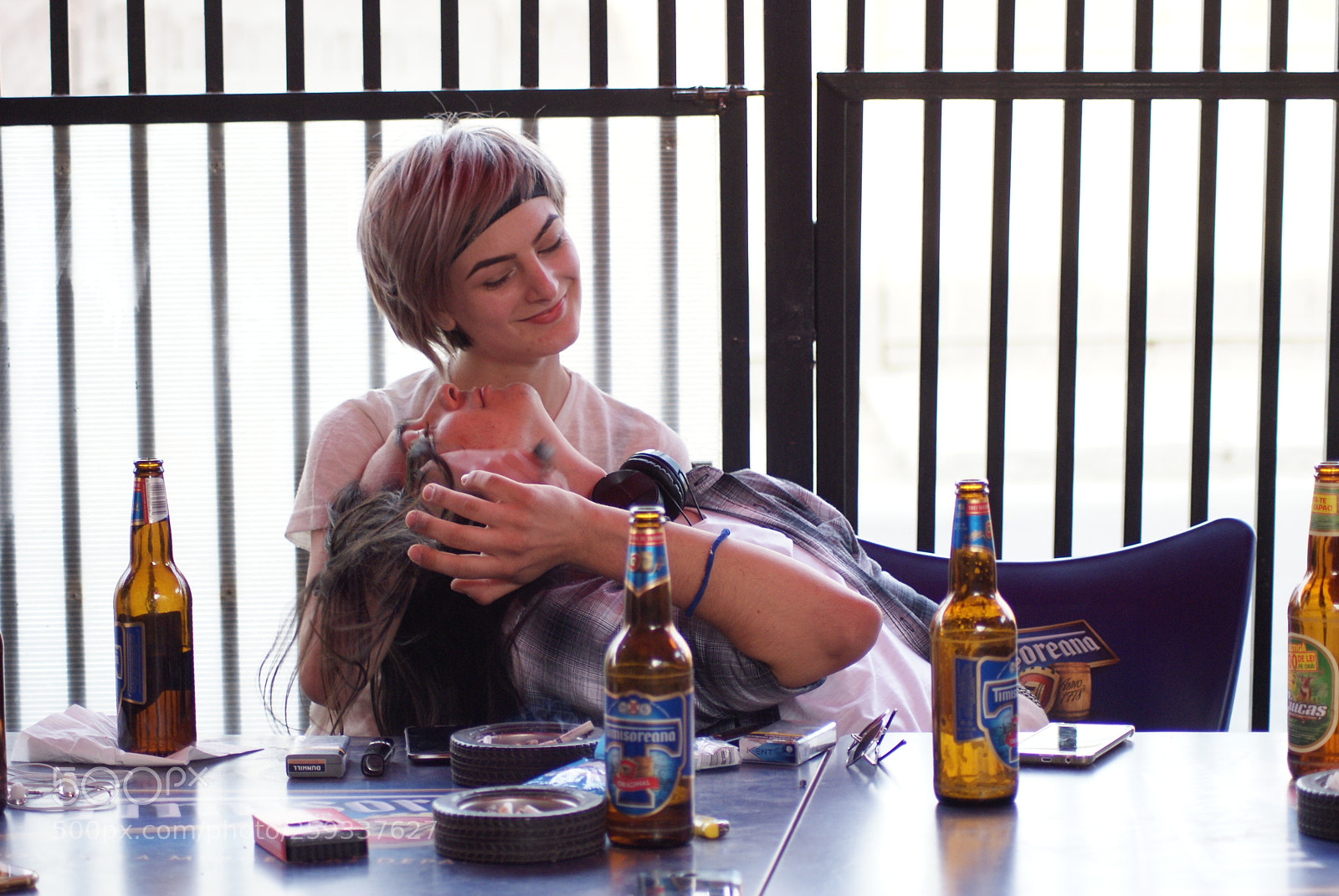 Sony Alpha DSLR-A200 sample photo. Killing time photography