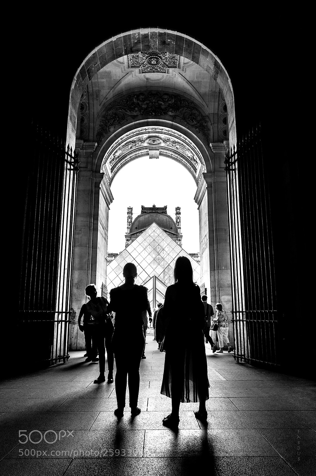 Leica Q (Typ 116) sample photo. Le louvre photography