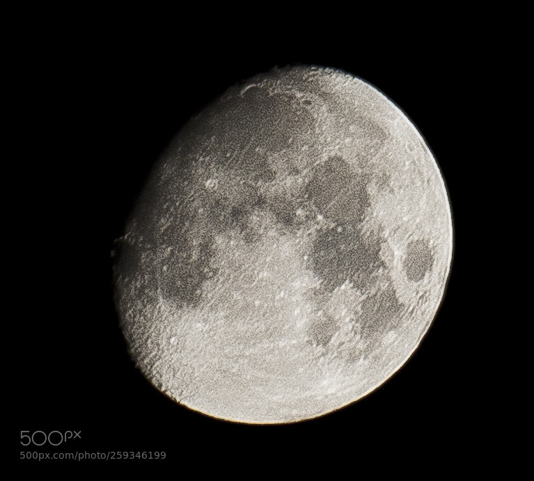 Canon EOS 600D (Rebel EOS T3i / EOS Kiss X5) sample photo. Luna rara o photography