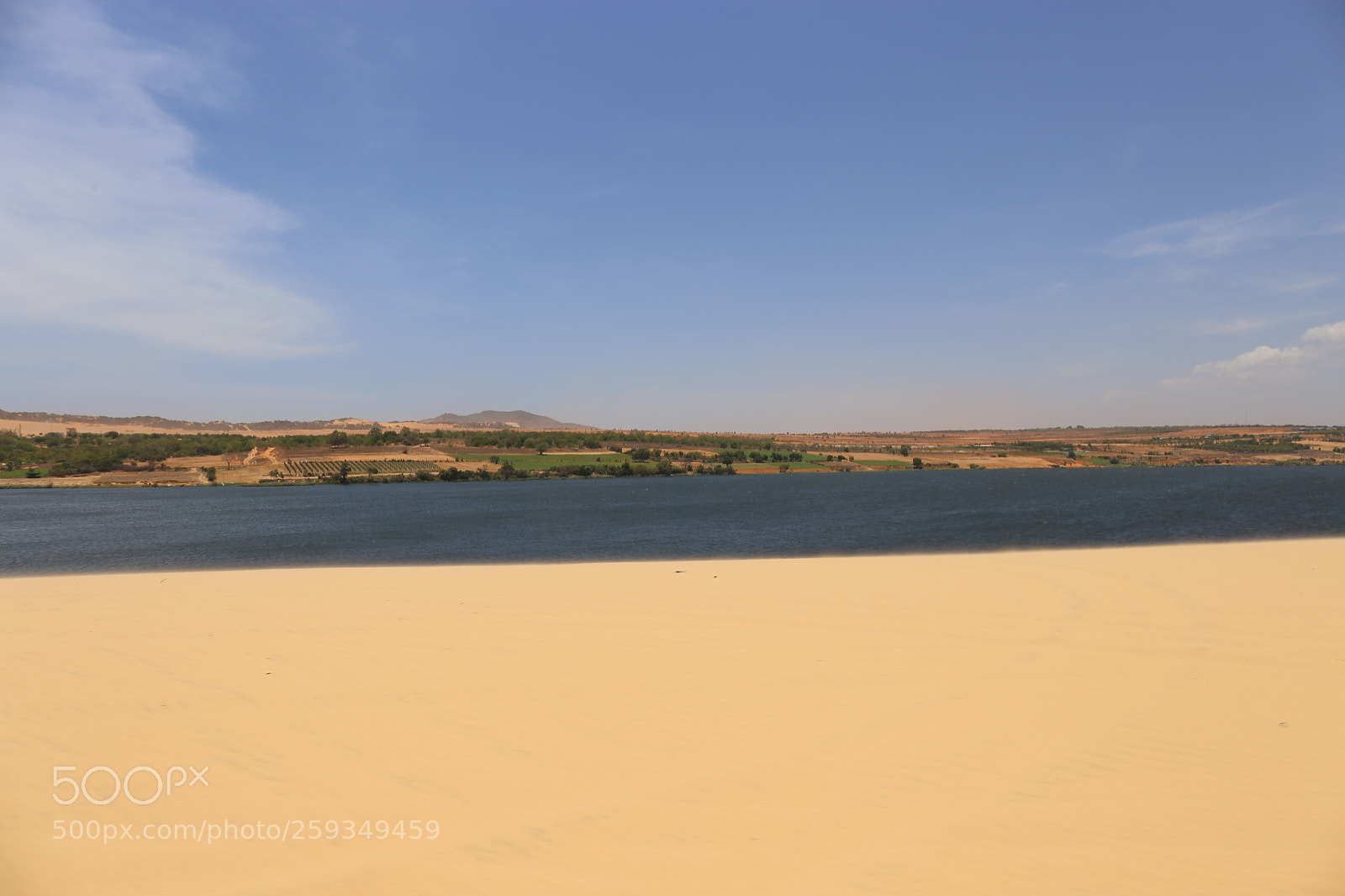 Canon EF 24-70mm F4L IS USM sample photo. Desert near the lake photography