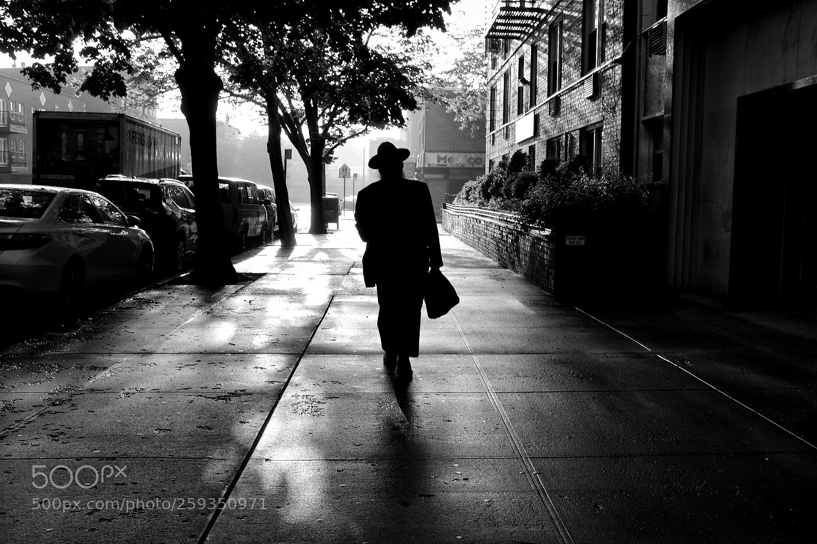 Fujifilm X100T sample photo. Cortelyou road  photography