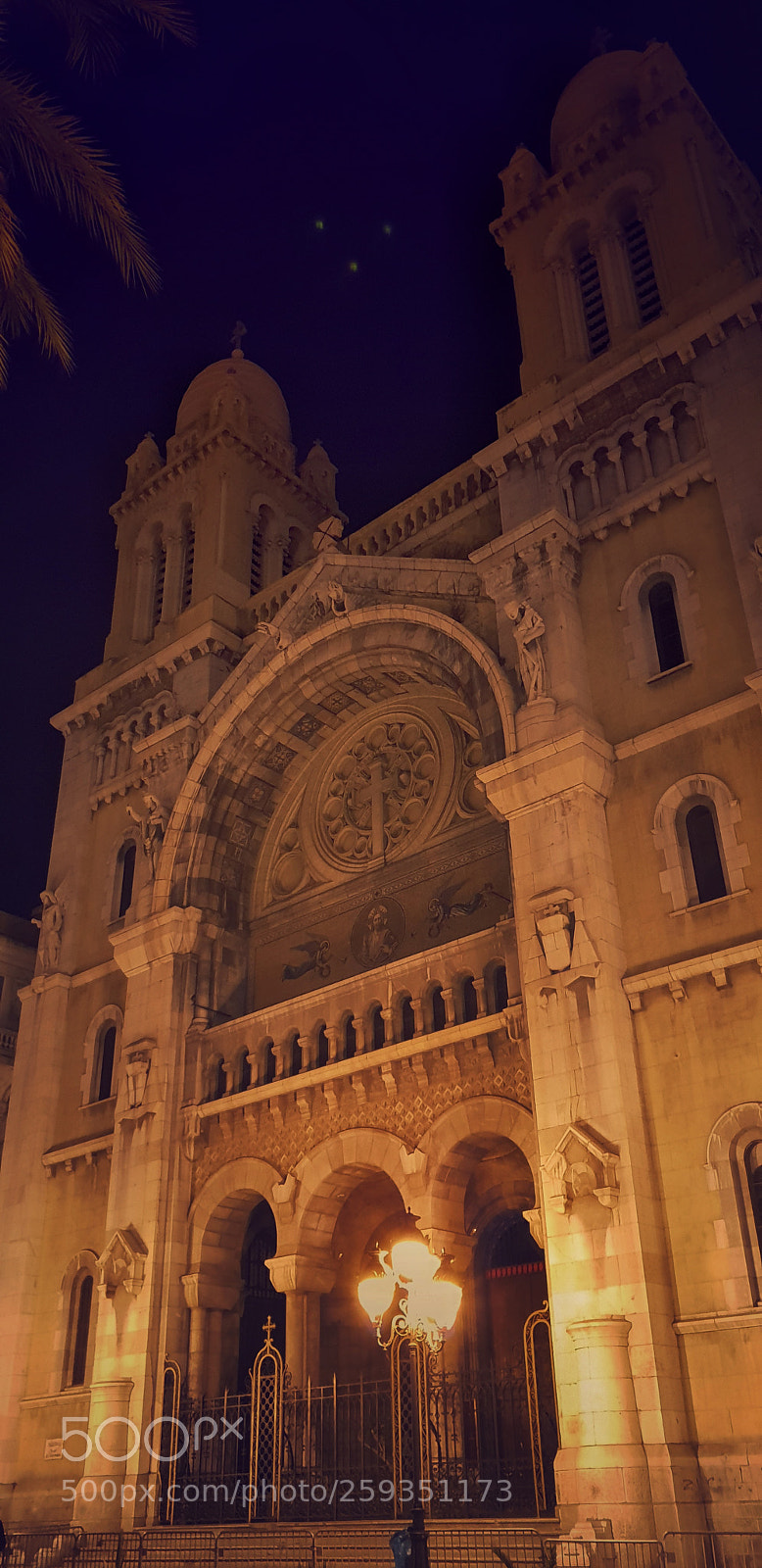 Samsung Galaxy S9 sample photo. Tunis cathedral photography