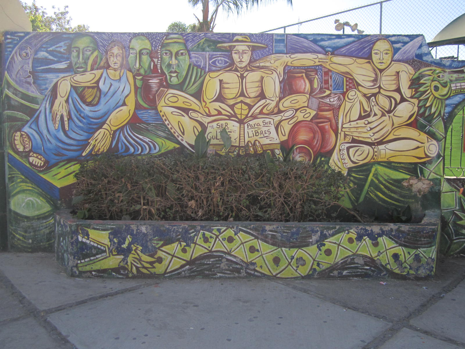 Canon PowerShot A2200 sample photo. Mural photography