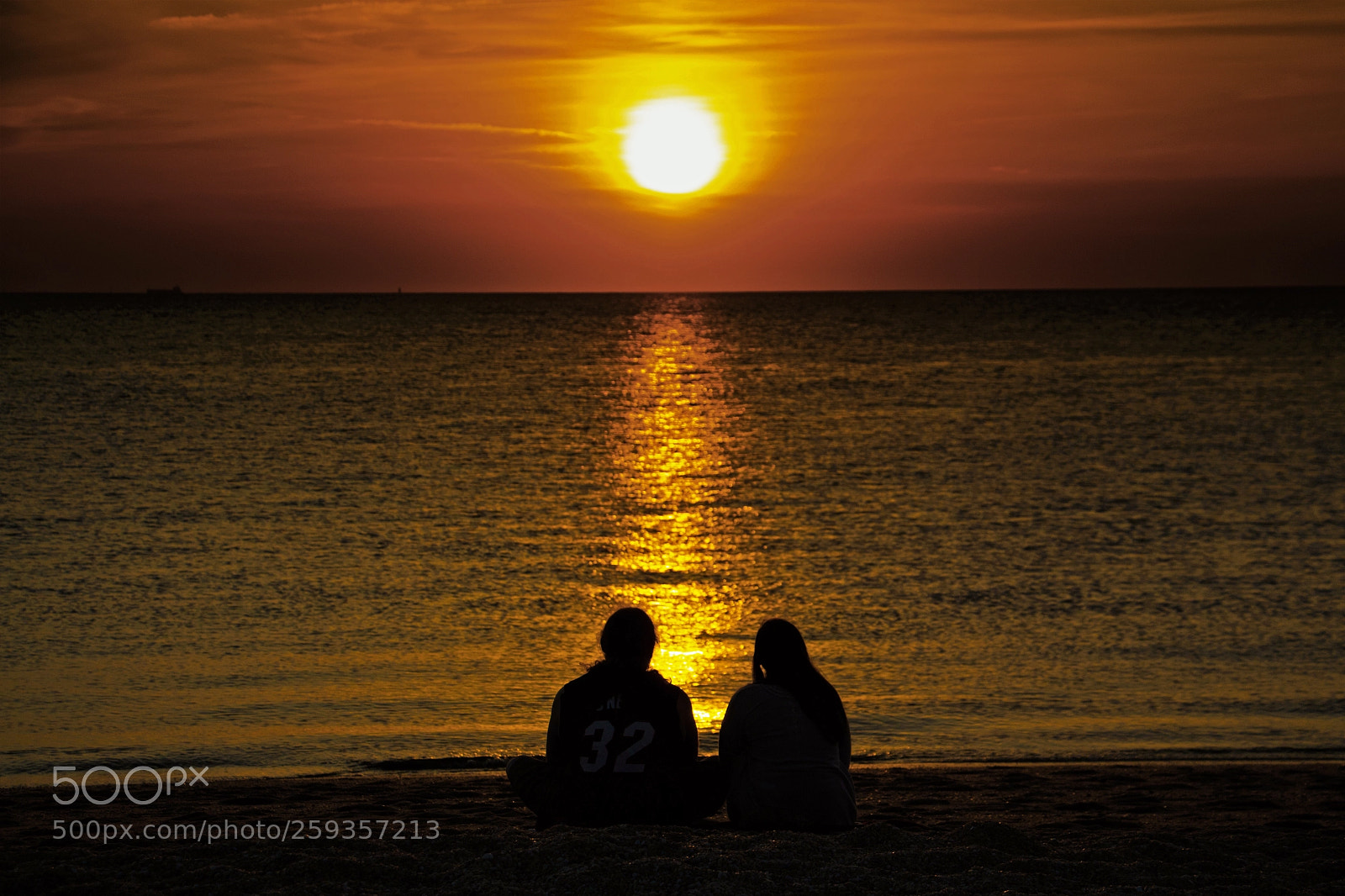 Canon EOS 700D (EOS Rebel T5i / EOS Kiss X7i) sample photo. Watching the sunset photography
