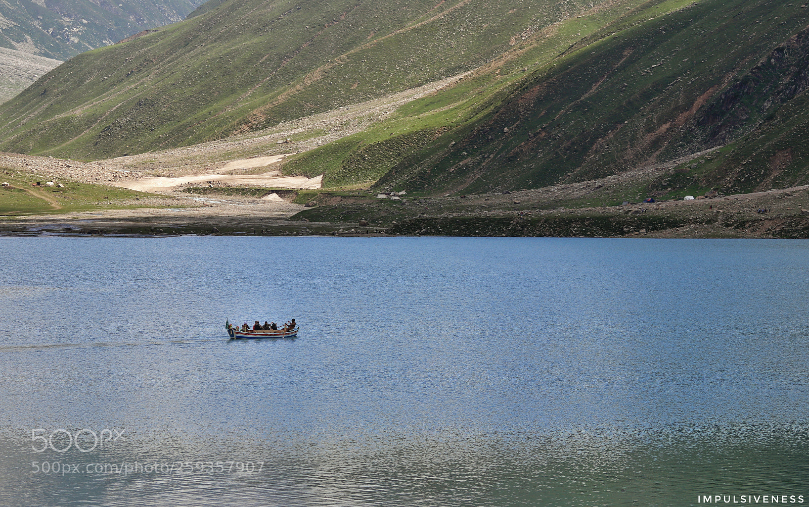 Canon EOS 80D sample photo. Huge lake photography