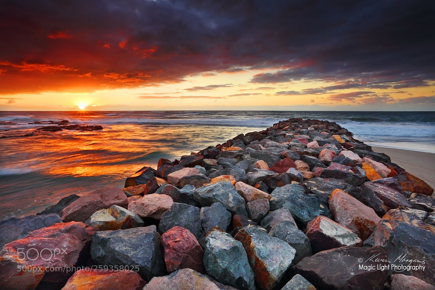 Canon EOS 6D sample photo. The entrance breakwall sunrise photography