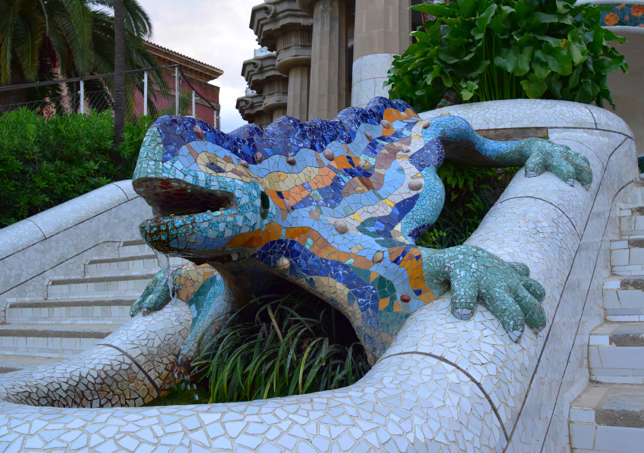 Nikon AF-S Nikkor 20mm F1.8G ED sample photo. Guell park photography