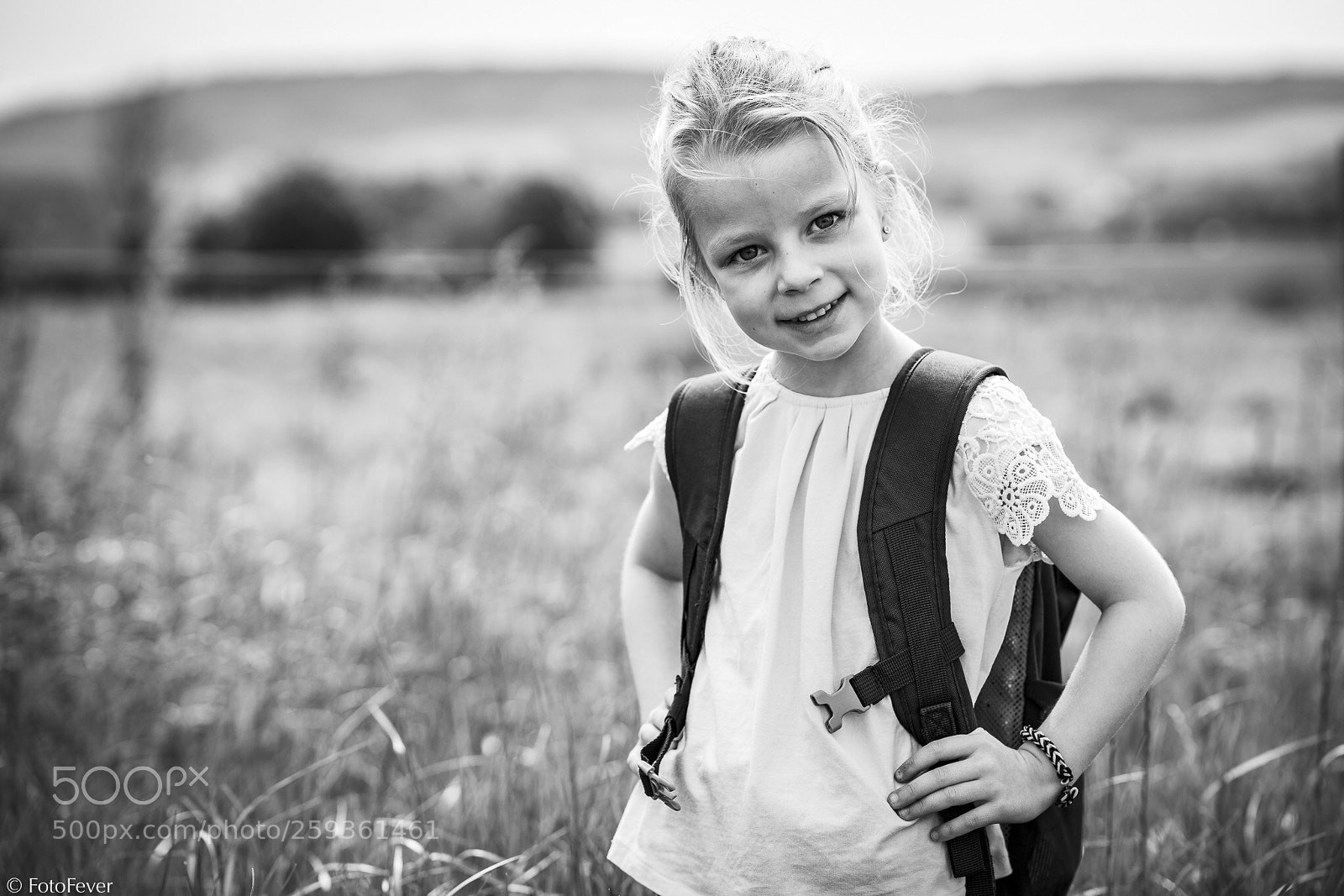 Sony a7R III sample photo. Little miss backpack photography