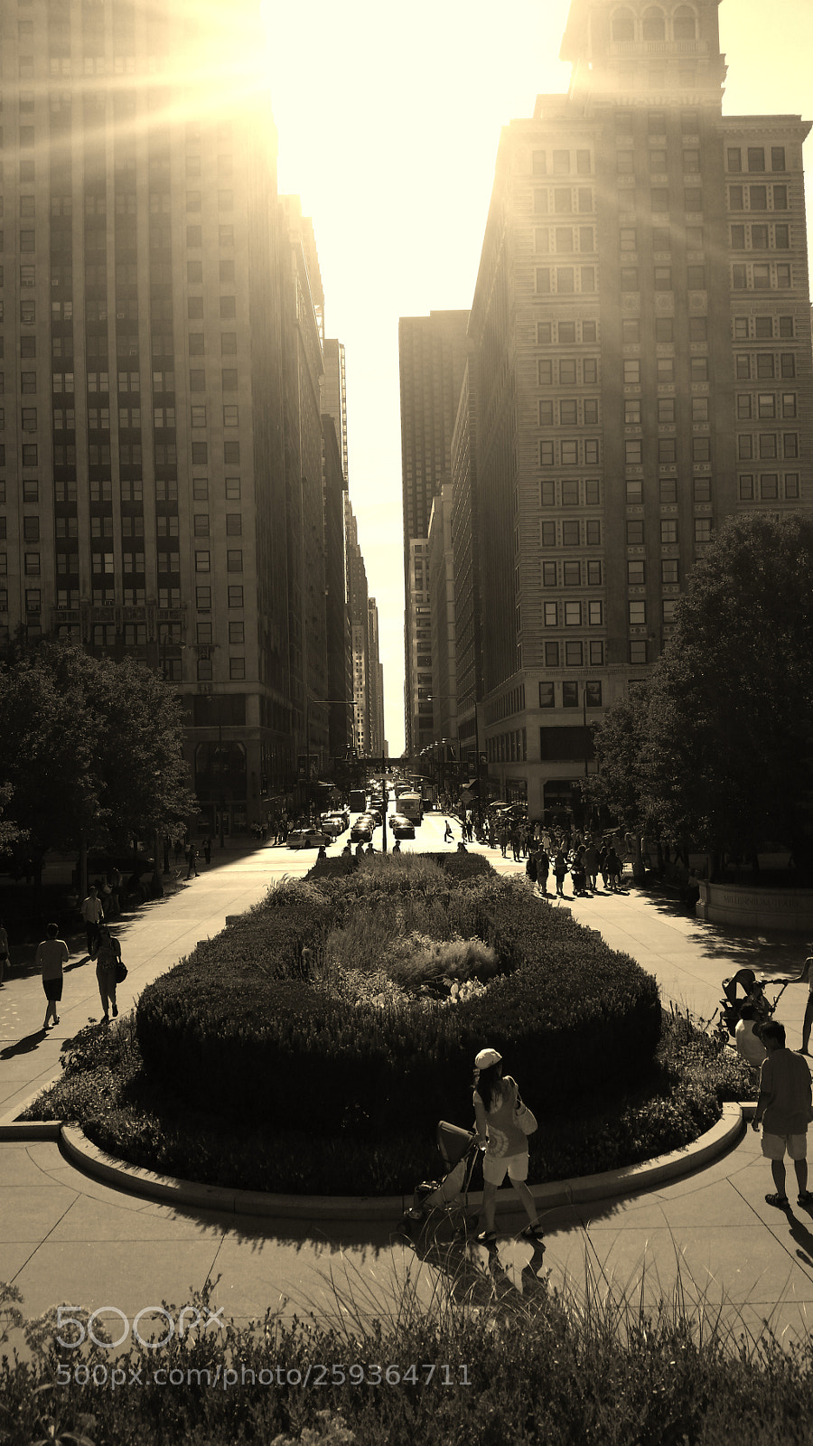 Samsung Galaxy S5 sample photo. Park and city photography