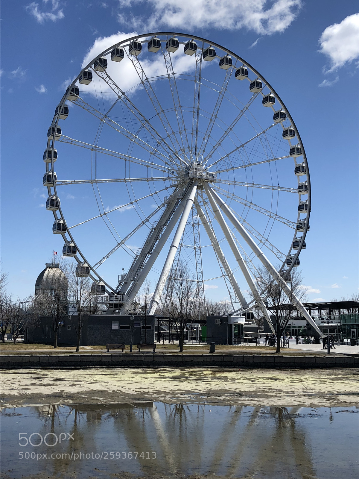 Apple iPhone 8 sample photo. Ferris wheel photography