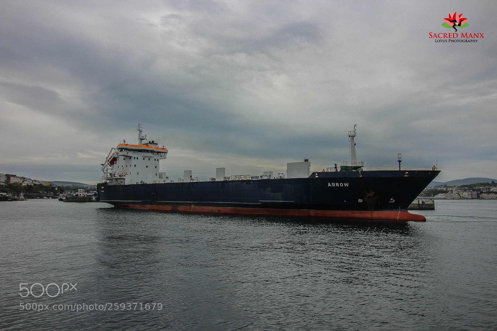 Canon EOS 1200D (EOS Rebel T5 / EOS Kiss X70 / EOS Hi) sample photo. Cargo ship - iom photography