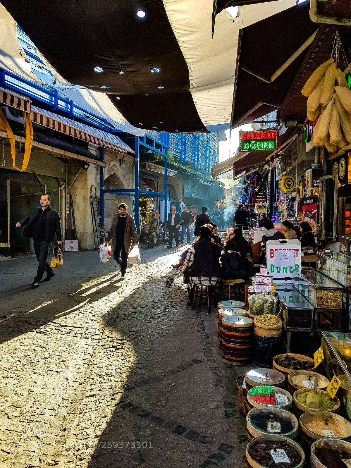 Samsung Galaxy S8+ sample photo. Spice market corner photography
