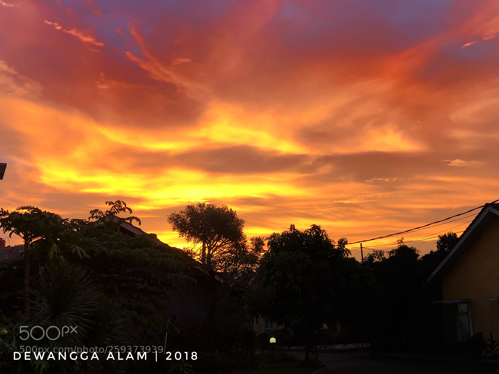 Apple iPhone X sample photo. When the sky falls photography