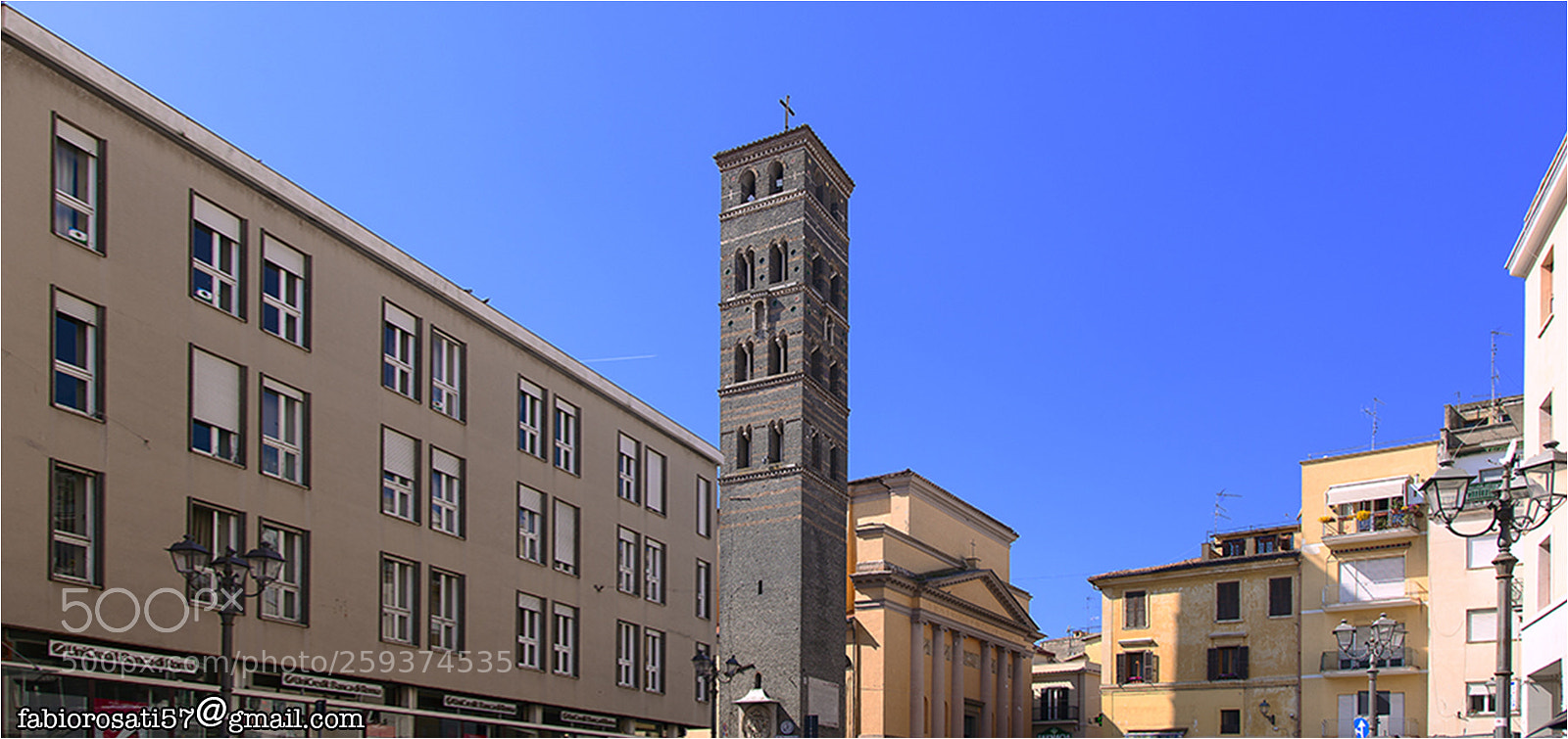 Canon EOS 5D Mark II sample photo. Piazza cairoli - velletri photography