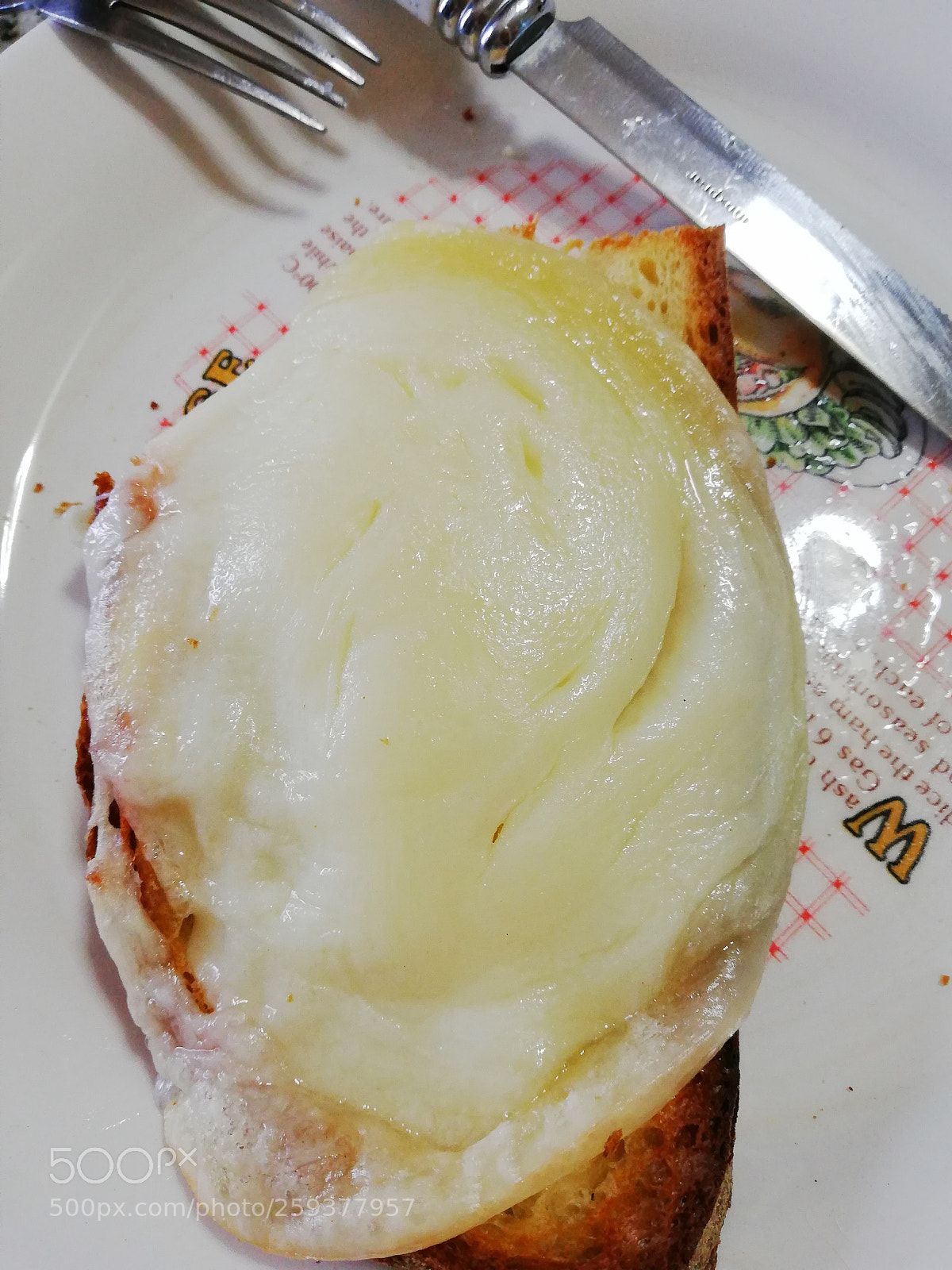 HUAWEI P20 lite sample photo. Bread and provolone photography
