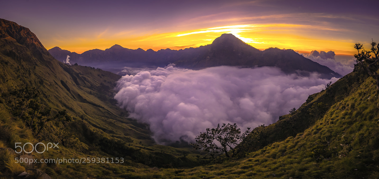 Sony a7 II sample photo. Sunset at rinjani basecamp photography
